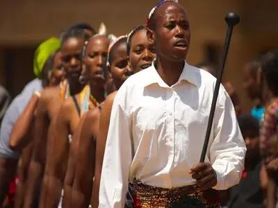 Burunge Dedication, entering.jpg